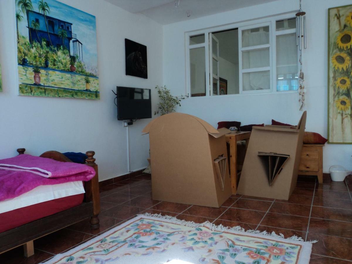 Joli Au Terrasse Pour 3 Personnes Apartment