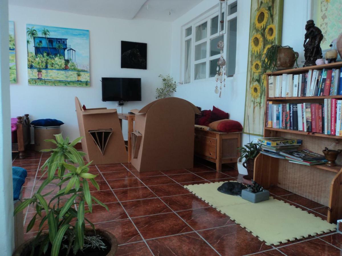 Joli Au Terrasse Pour 3 Personnes *